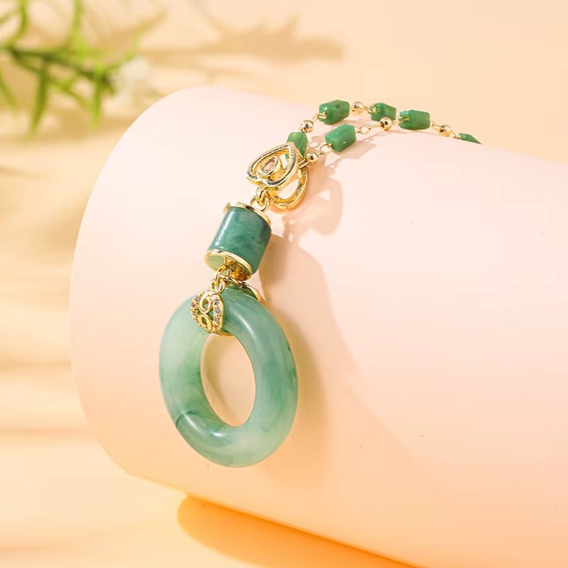 Collier de Jade