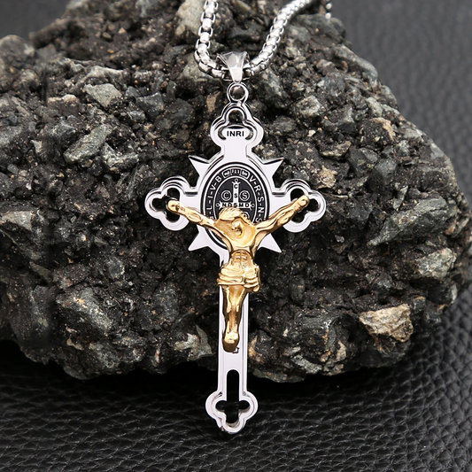 Collier croix de Jesus-Christ OR et ARGENT